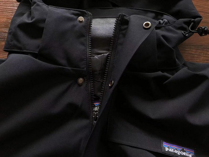 Ветровка Patagonia Patch Front Pockets With Buttons "Black" фото № 6