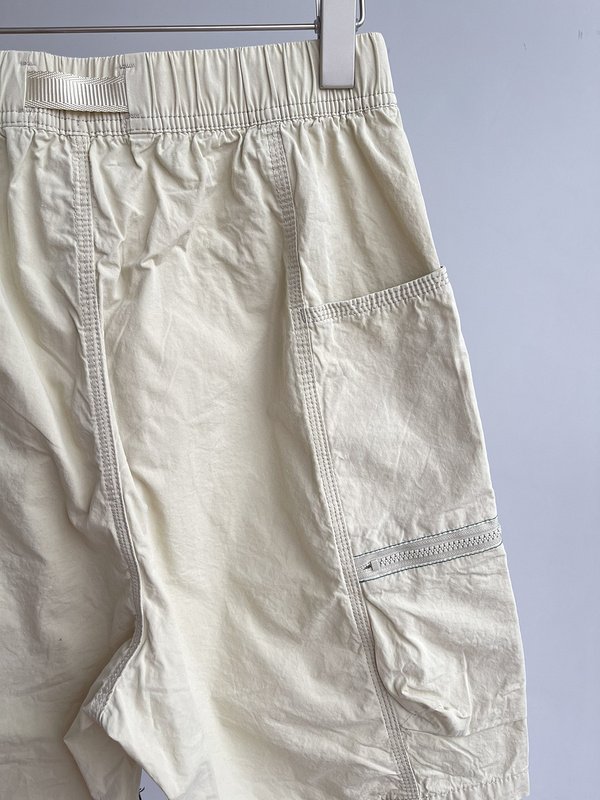 Шорты Stone Island With Large Pockets And Lock "White" фото № 2