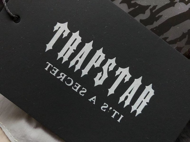 Олимпийка Trapstar Small Embroidered Logo And Sleeves Decorated By Colorful Stripe "Beige/Blue" фото № 6