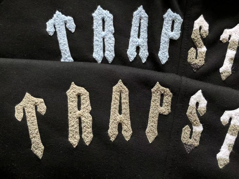 Худи Trapstar Decorated By Stripe Along And Embroidered Logo Lettering "Black" фото № 9