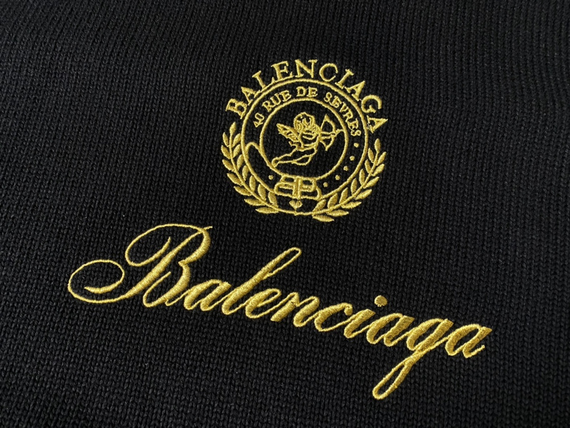 Свитшот Balenciaga Beautiful Brand Logo "Black" фото № 4