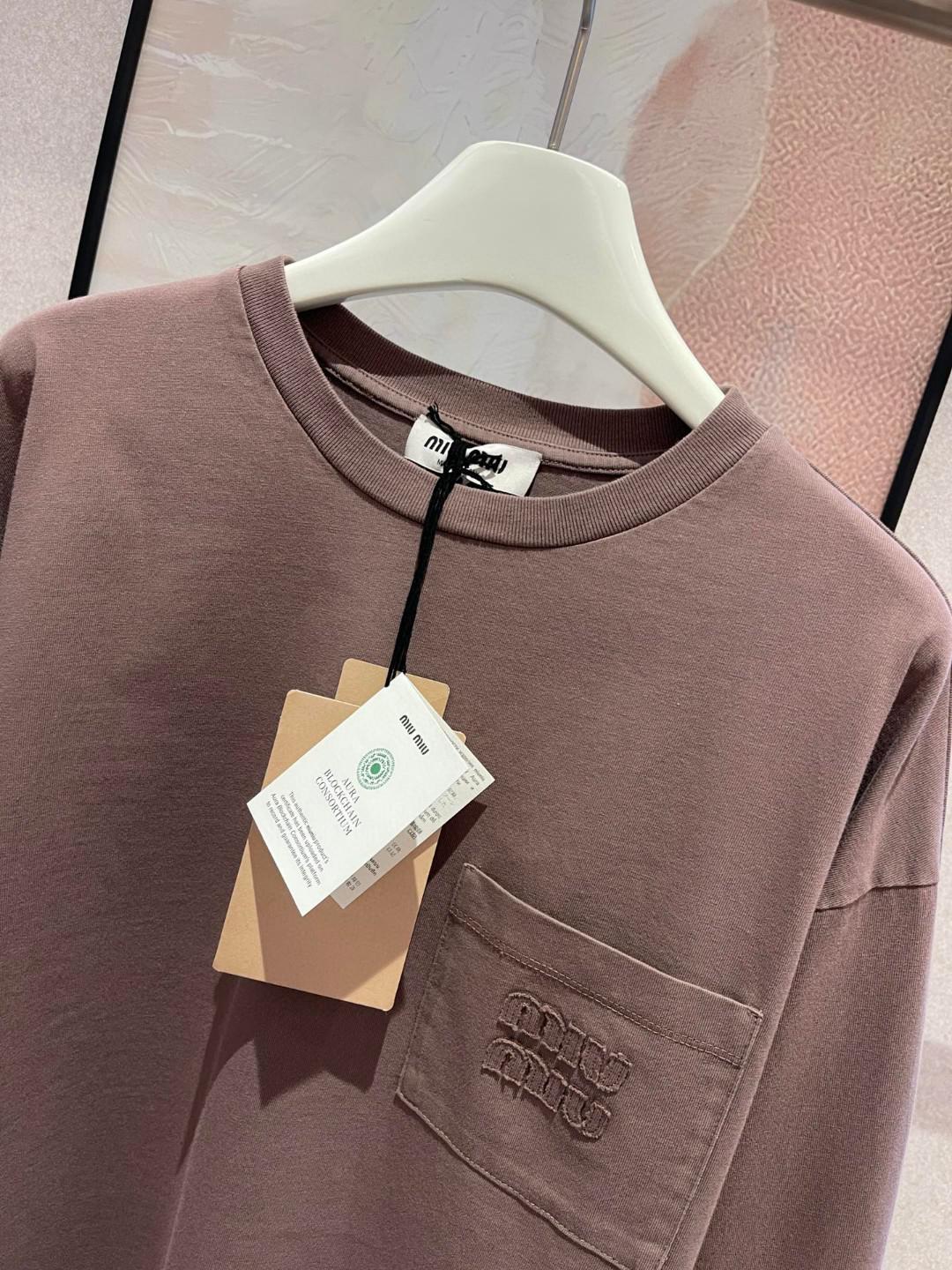 Свитшот Miu Miu Frontside Purple Logo On The Pocket Miu Miu "Purple" фото № 4