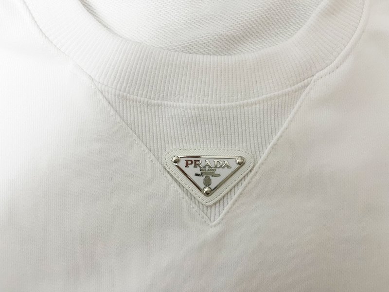 Свитшот Prada With The Icon In The Center "White" фото № 6