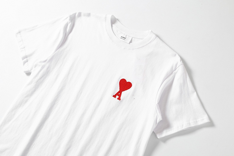 Футболка Amiri With A Red Logo Letter And A Heart "White" фото № 6