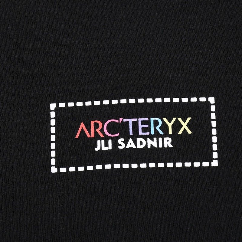 Футболка Arcteryx Multi-Colored Skeleton Print "Black" фото № 2