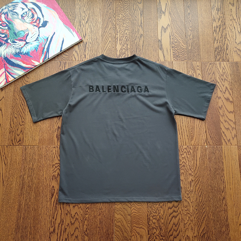 Футболка Balenciaga With A Small Brand Name "Gray/Black" фото № 2