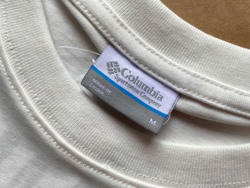 Футболка Columbia With Picture Of Mountains "White" фото № 4