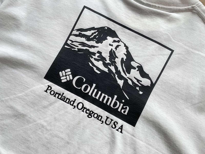 Футболка Columbia With Picture Of Mountains "White" фото № 5