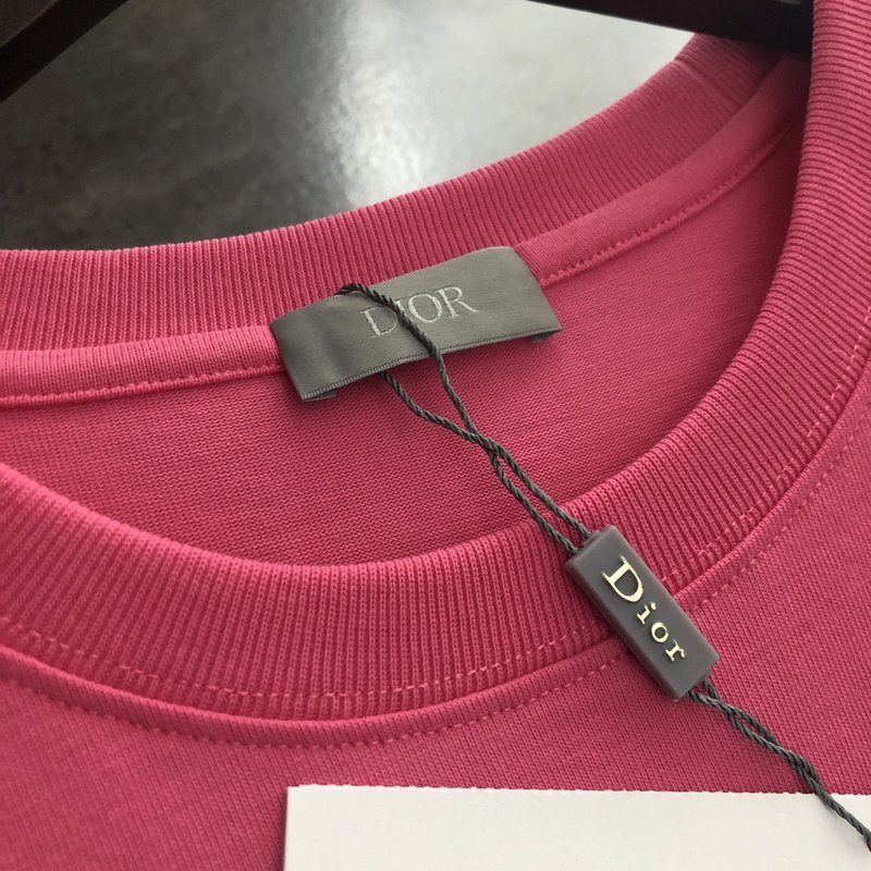 Футболка Dior With A Beautiful Print And Logo "Pink" фото № 3