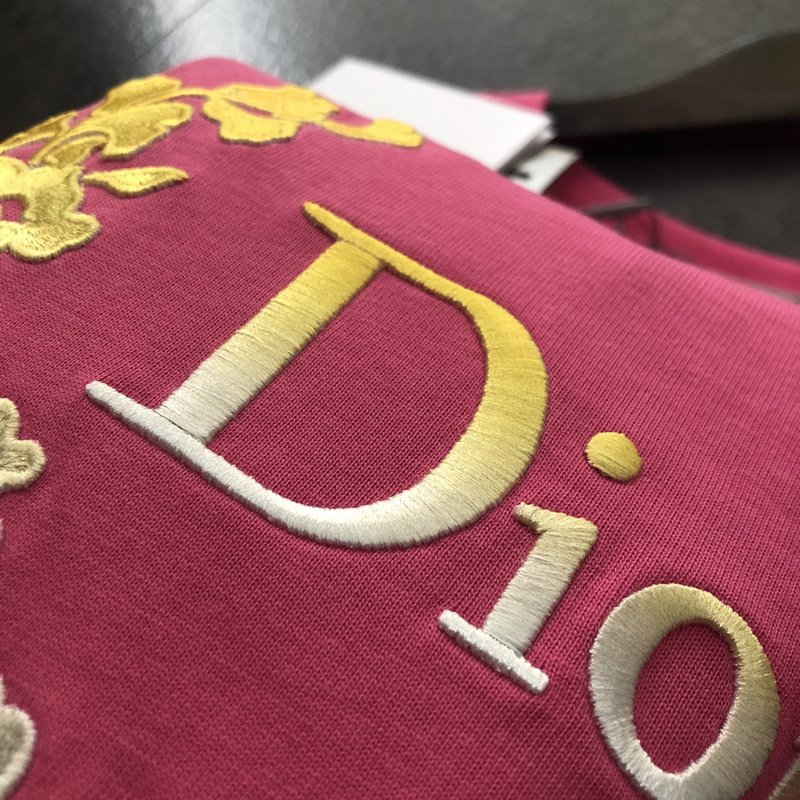 Футболка Dior With A Beautiful Print And Logo "Pink" фото № 6