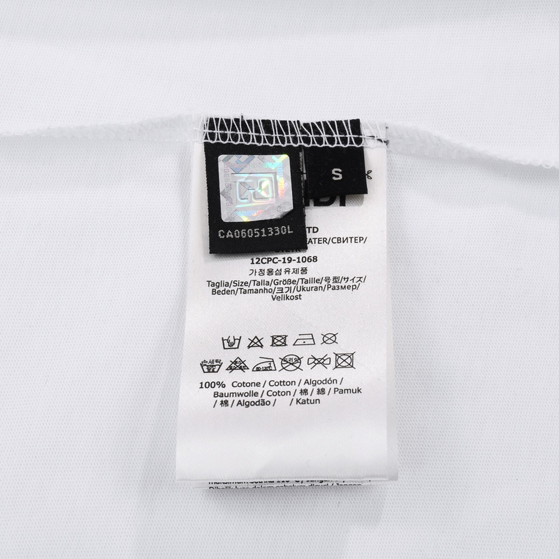 Футболка Fendi With The Inscription Of The Brand Logo "White" фото № 6