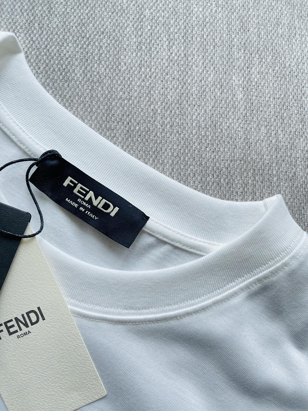 Футболка Fendi a Girl with a Logo "White" фото № 2