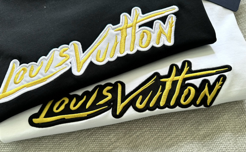 Футболка Louis Vuitton Yellow Corporate Logo "Black" фото № 3