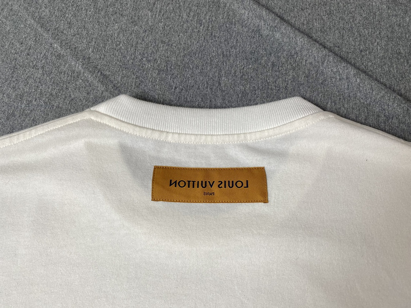 Футболка Louis Vuitton With Rainbow Print "White" фото № 2