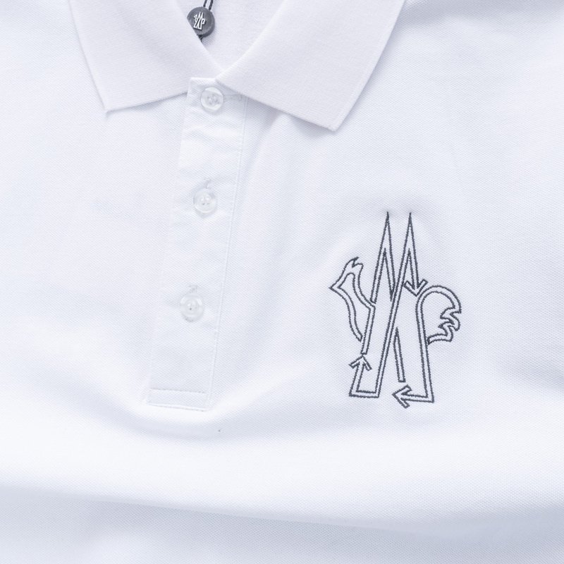Футболка Moncler Small Logo Front And Sleve Decorated "White" фото № 3