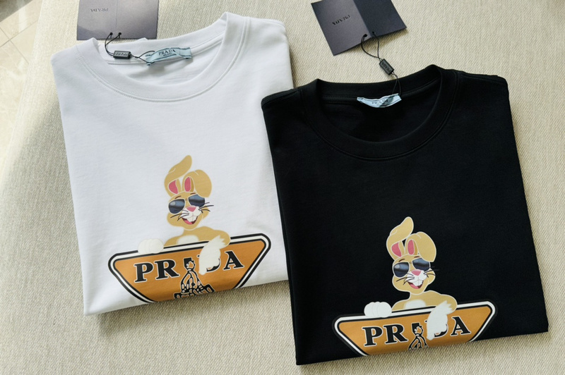Футболка Prada Rabbit On The Logo "White" фото № 5