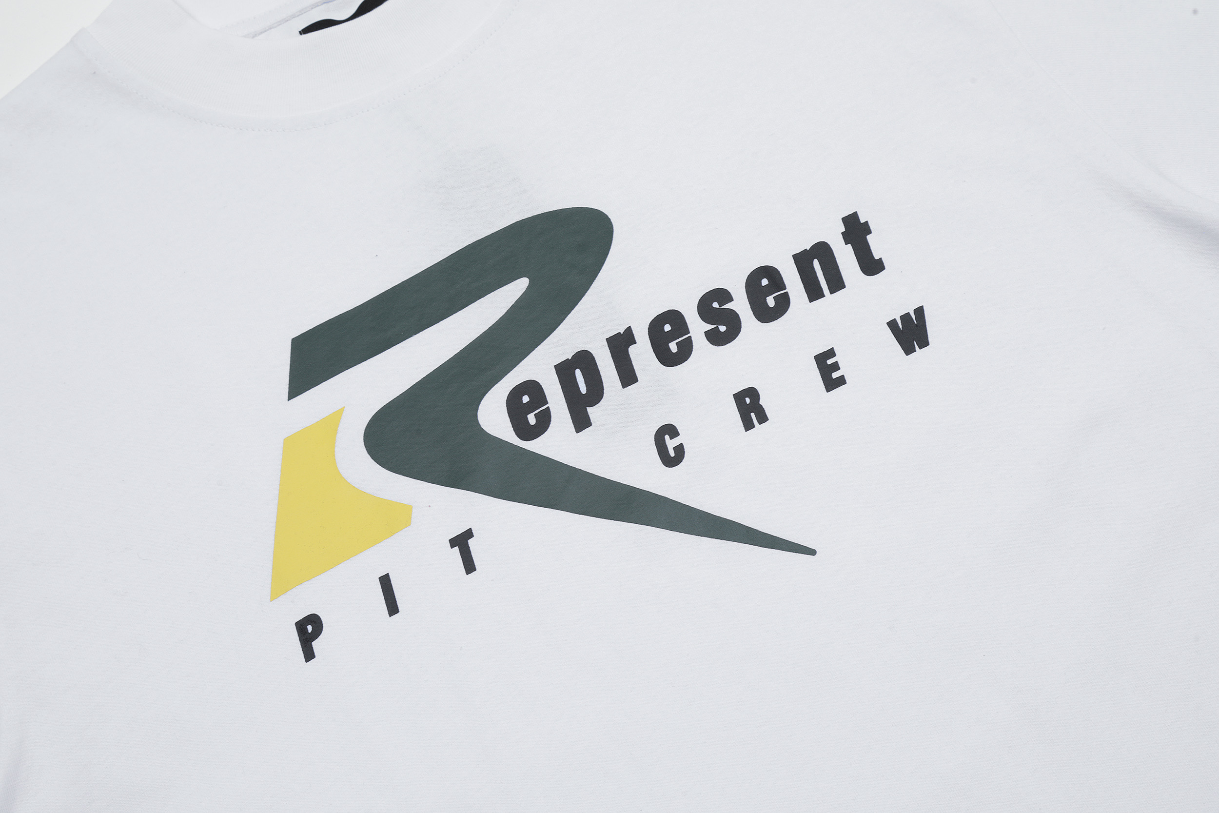 Футболка Represent Pit Crew "White" фото № 7