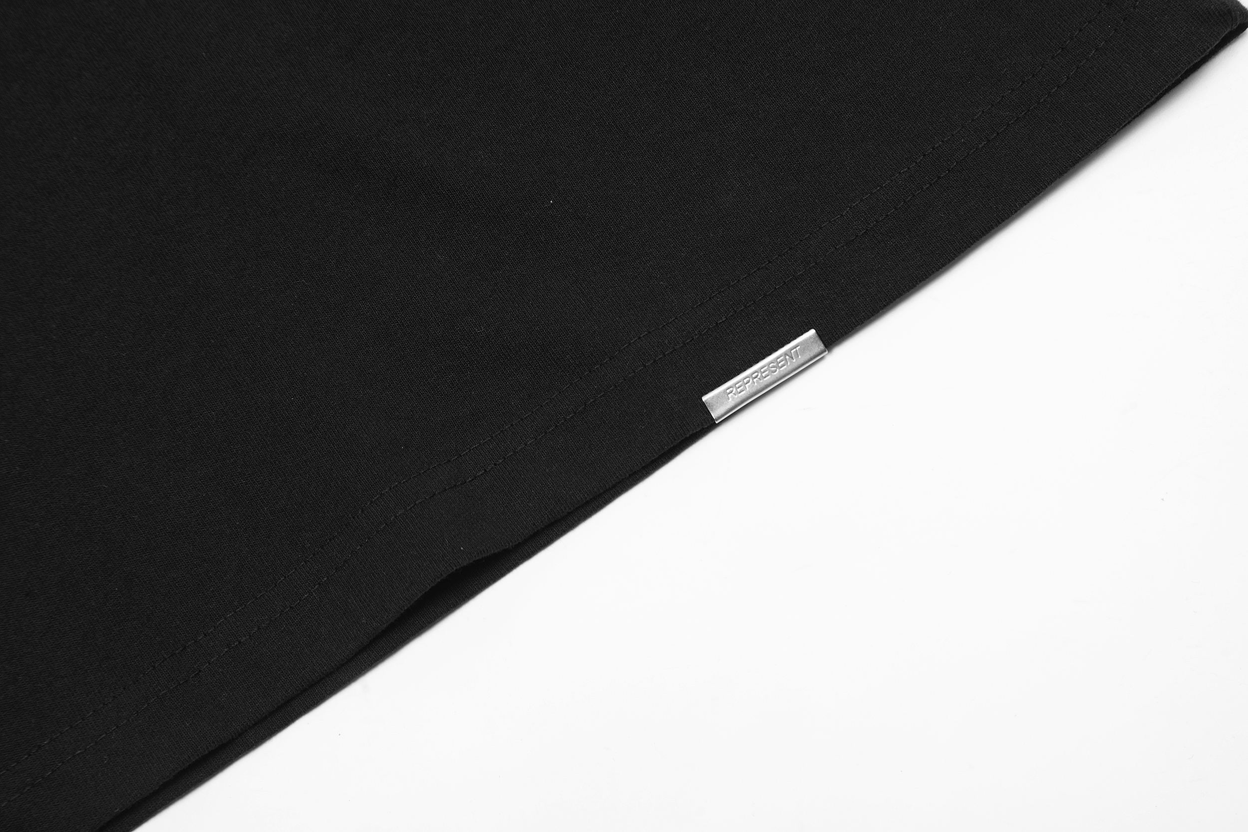 Футболка Represent Fortitudine Vincimus "Black" фото № 4