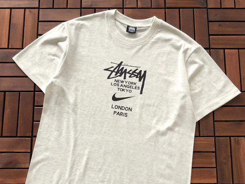Футболка Stussy Cities List And Nike Logo "Gray" фото № 2