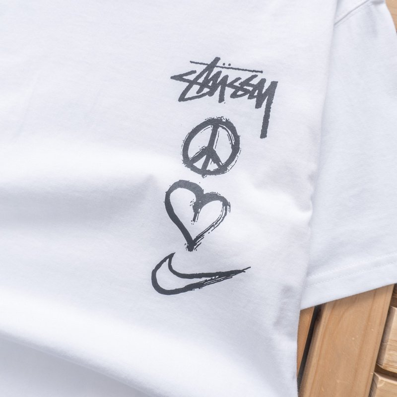 Футболка Stussy Heart Symbol Front "White" фото № 3