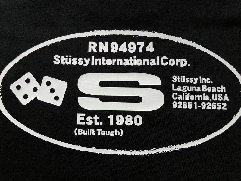 Футболка Stussy Lettering And Playing Cubes In Oval "Black" фото № 6