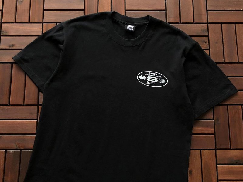 Футболка Stussy Lettering And Playing Cubes In Oval "Black" фото № 5