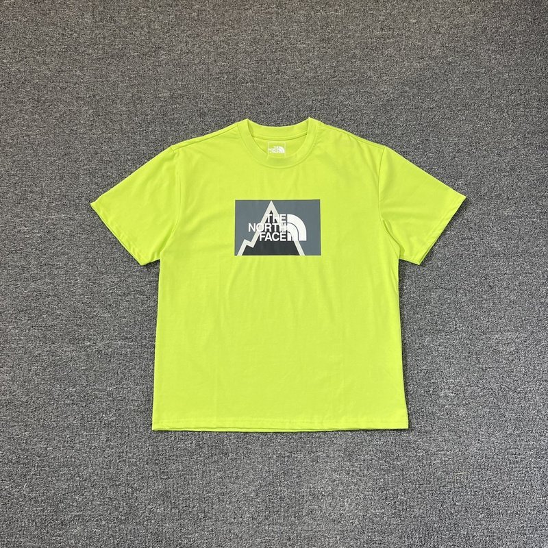 Футболка The North Face Top "Green" фото № 3