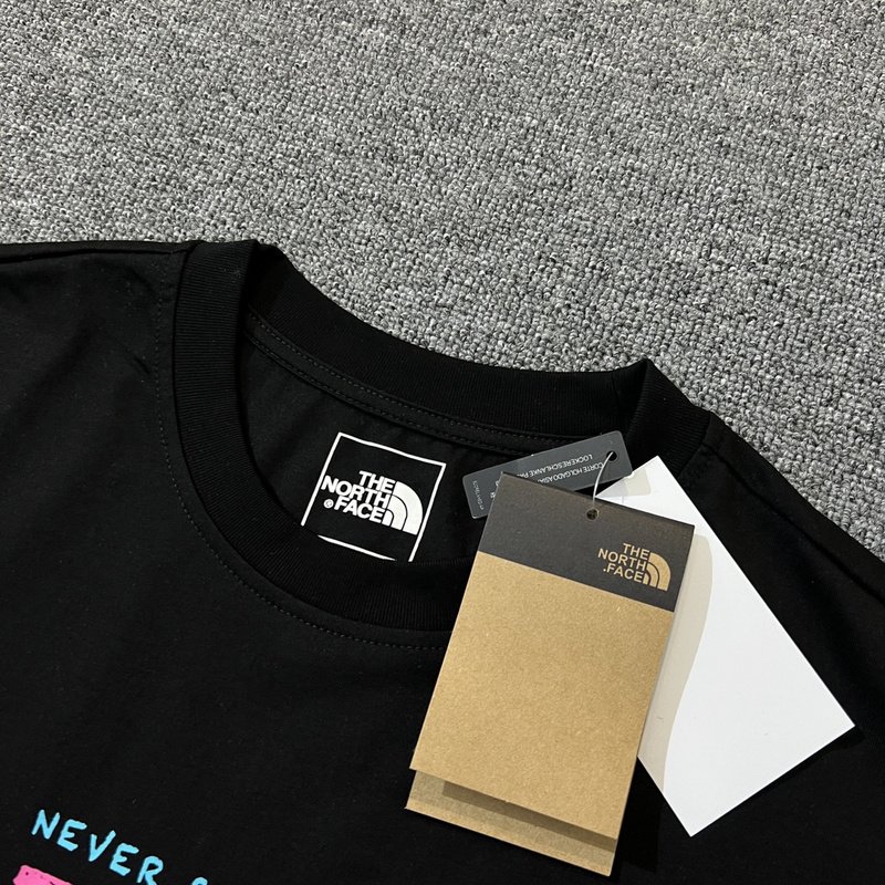 Футболка The North Face Never Stop Exploring "Black" фото № 2