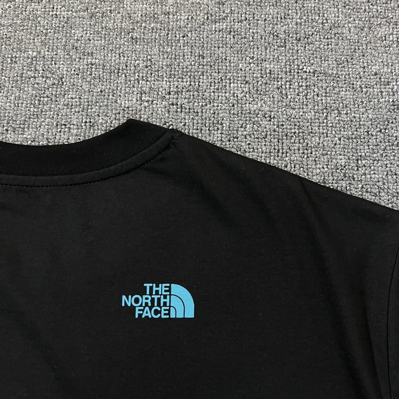 Футболка The North Face Never Stop Exploring "Black" фото № 4