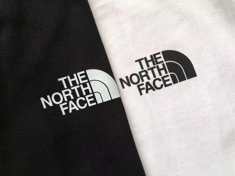 Футболка The North Face Year With Smile In Rectangle "Black" фото № 4