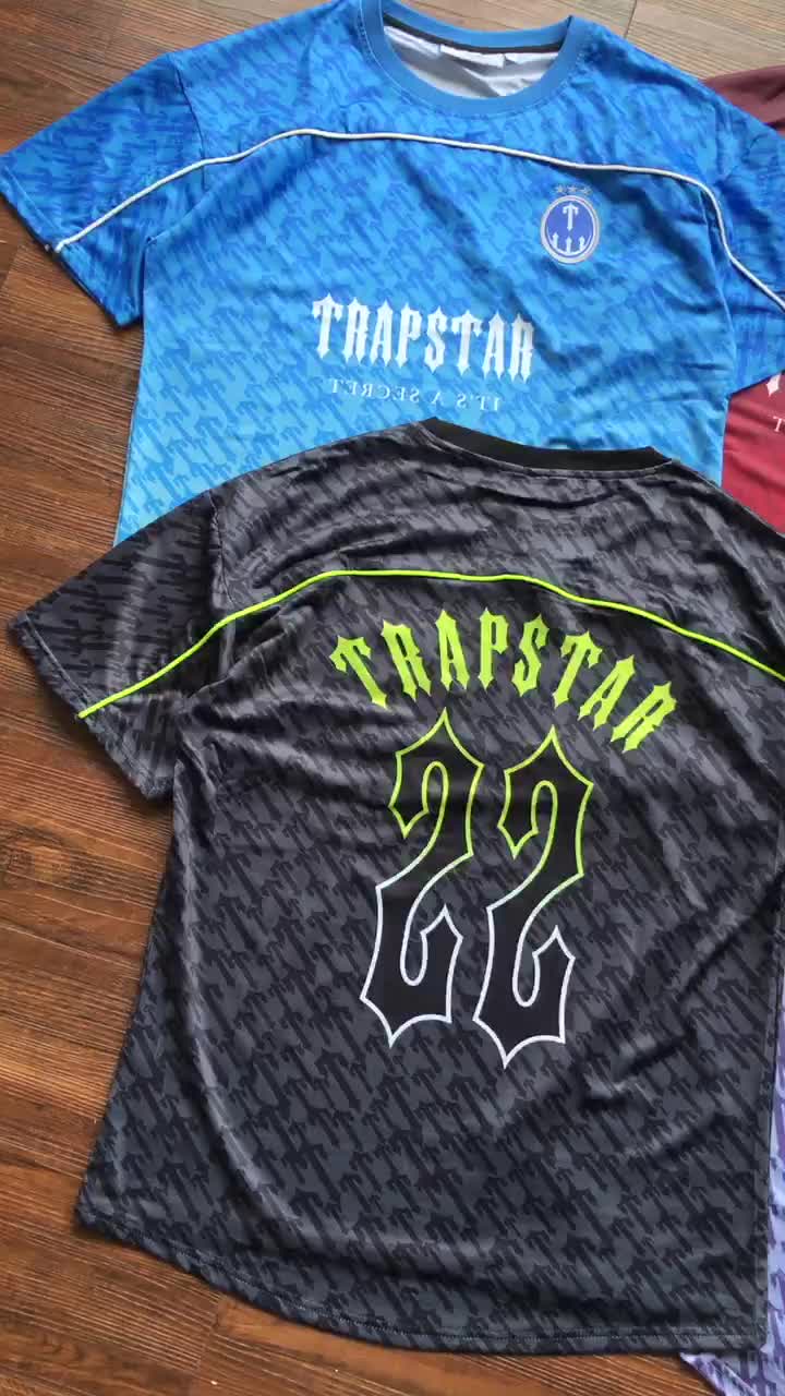 Футболка Trapstar Background From Repeating Small Logos "Gray" фото № 3