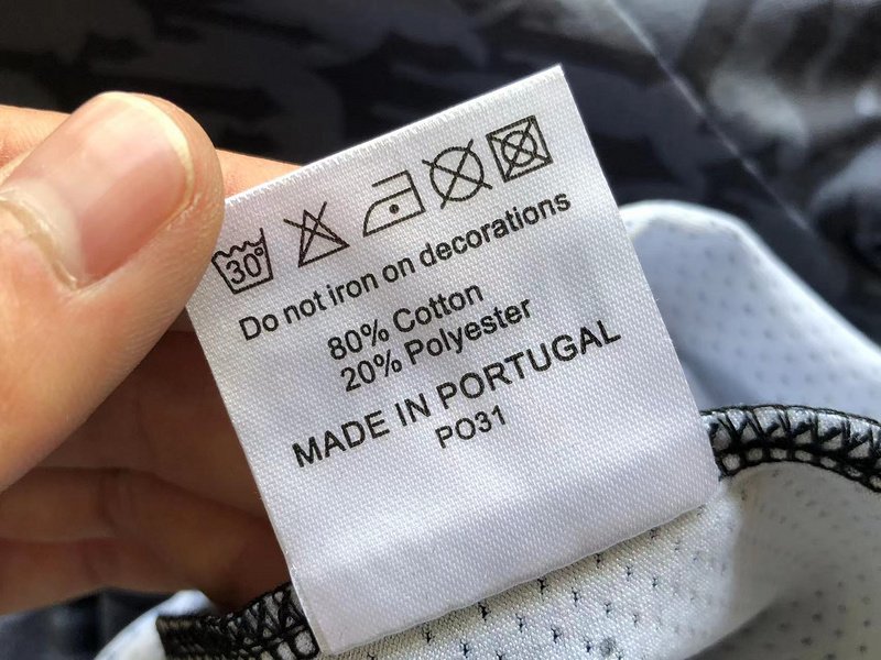 Футболка Trapstar Background From Repeating Small Logos "Gray" фото № 5