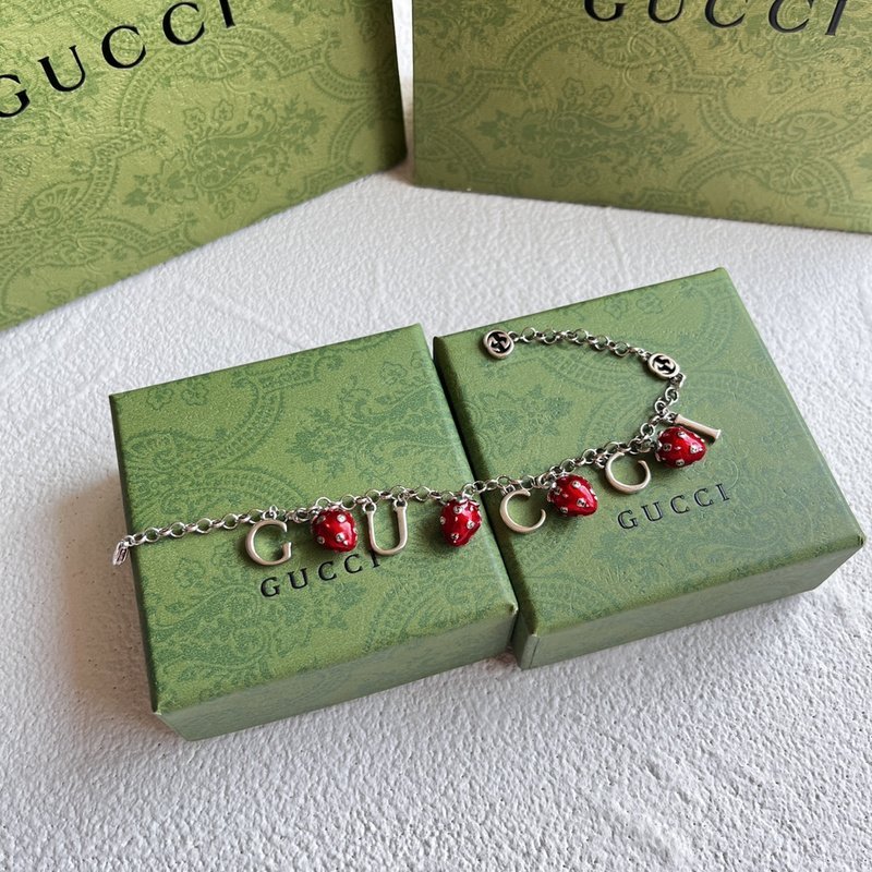 Браслет Gucci With Berries "Silver" фото № 2
