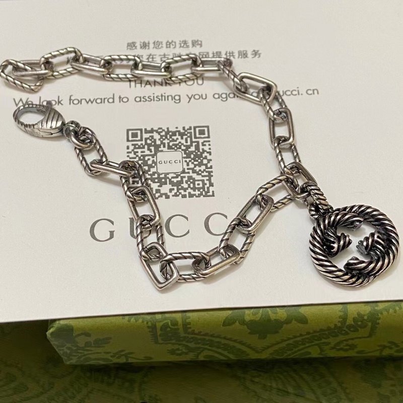 Браслет Gucci Chain WIth Logo Details - Round Pendant "Silver" фото № 3