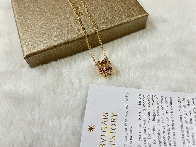 Подвеска Bulgari Wide With Shaped Like Spool Of Thread "Gold" фото № 6