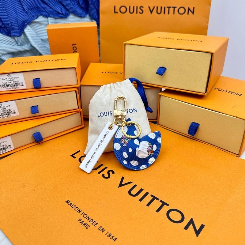 Брелок Louis Vuitton Shaped Like Ears "Blue" фото № 9