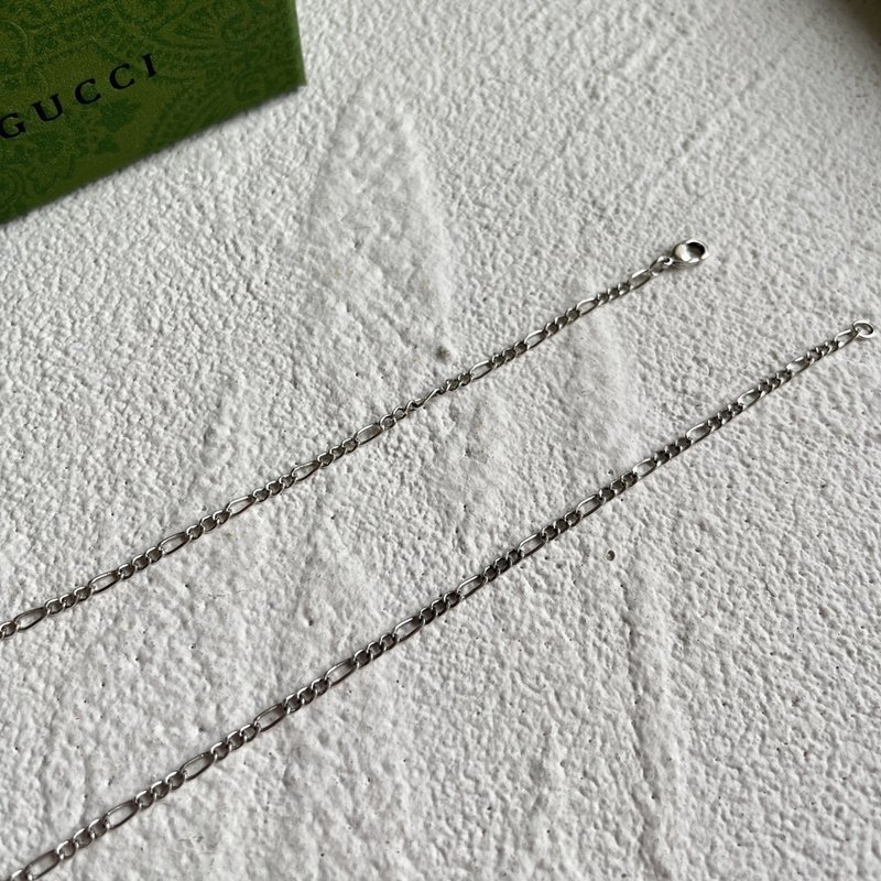 Подвеска Gucci The Fly Sign "Silver" фото № 3