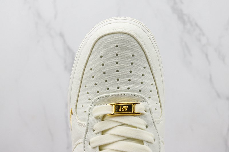 Nike Air Force 1 07 Low Off "White/Green/Gold" фото № 3
