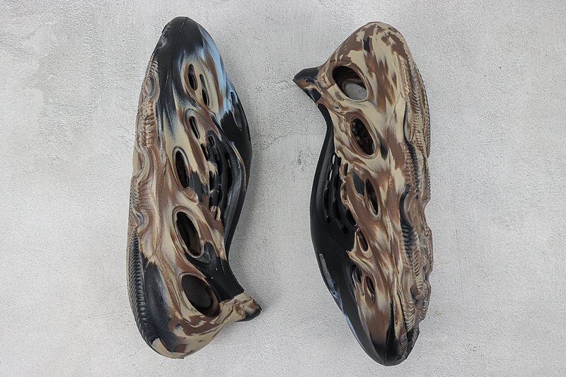 Аdidas Yeezy Foam Runner "Black/Brown" фото № 5