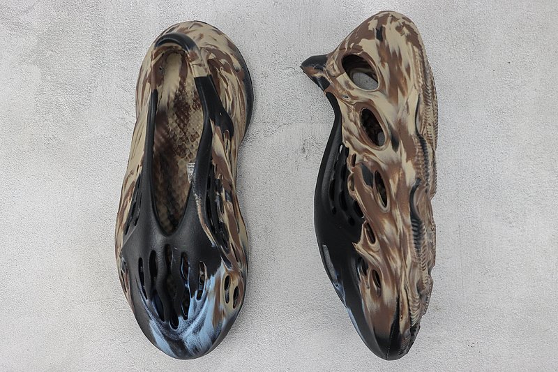 Аdidas Yeezy Foam Runner "Black/Brown" фото № 6