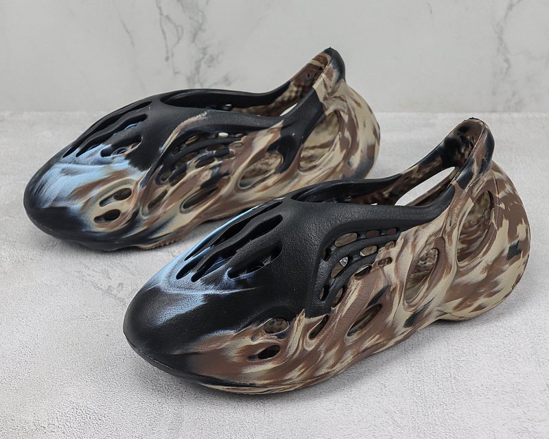 Аdidas Yeezy Foam Runner "Black/Brown" фото № 7