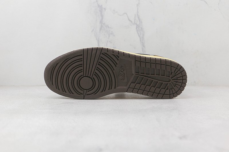 Air Jordan 1 Retro Low OG SP Travis Scott "Black/Dark Mocha-University Red" фото № 9