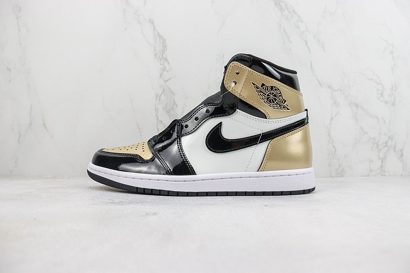 Air Jordan 1 Retro High OG NRG "Gold Toe" фото № 2