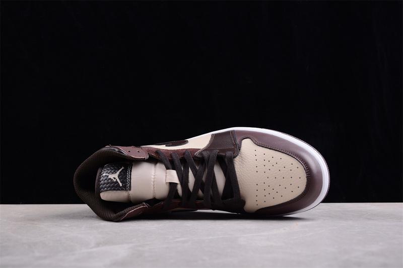 Air Jordan 1 Mid SE "Velvet Brown" фото № 9