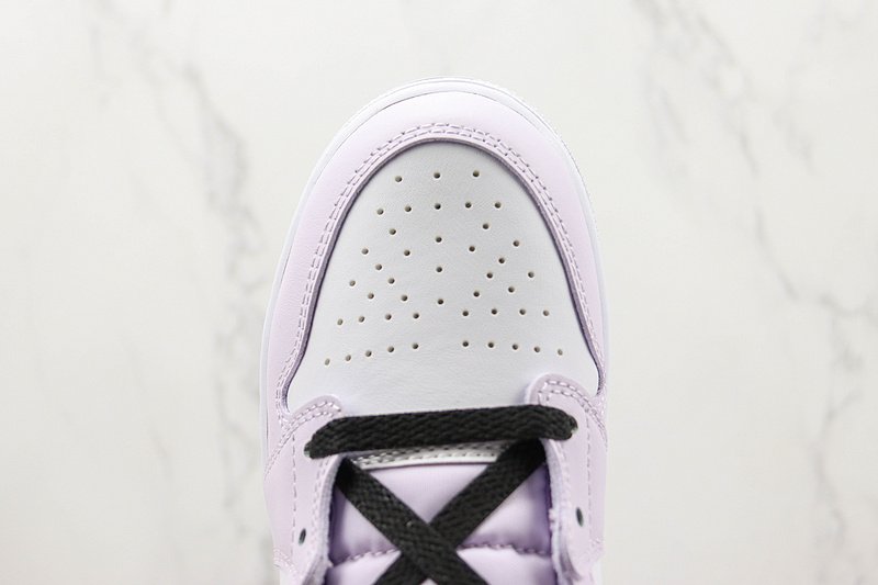 Air Jordan 1 Mid GS "Barely Grape" фото № 3