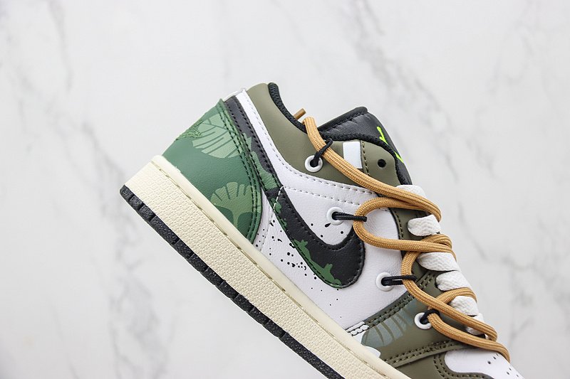 Air Jordan 1 Low "Leaf Green/White/Mud Green" фото № 3