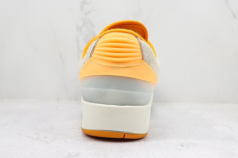 Air Jordan 2 Retro Low "Orange" фото № 9