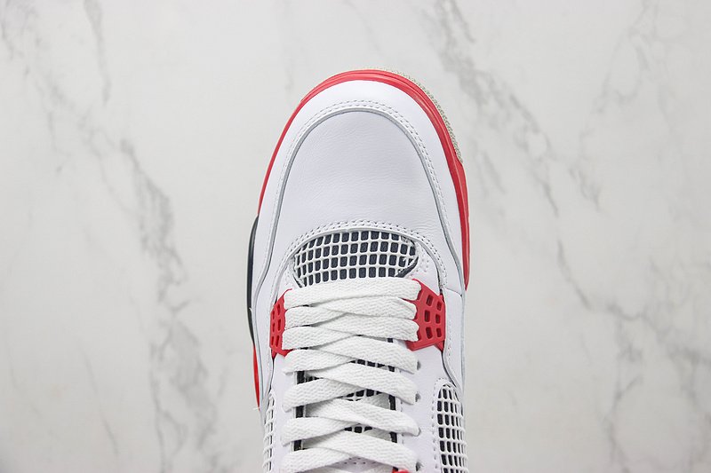 Air Jordan 4 "White/Dark Grey/Fire Red" фото № 4