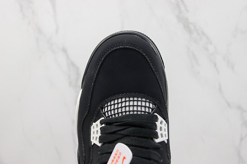 Air Jordan 4 "White Thunder" фото № 4