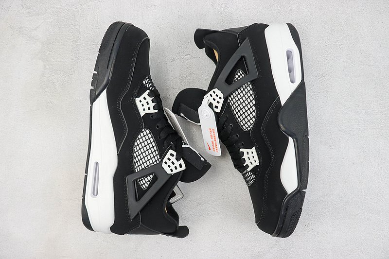 Air Jordan 4 "White Thunder" фото № 7